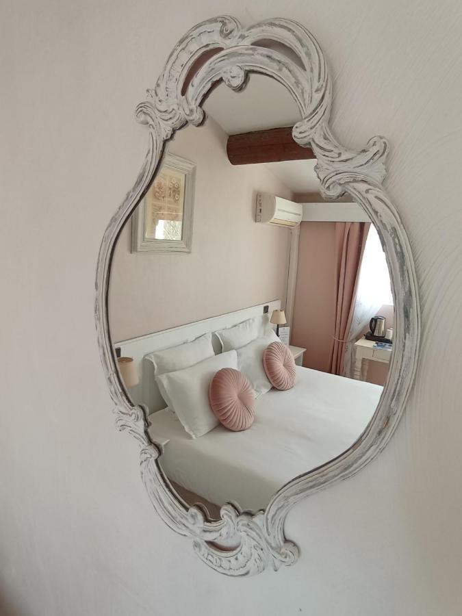 Hotel Mas De Cure Bourse LʼIsle-sur-la-Sorgue Εξωτερικό φωτογραφία