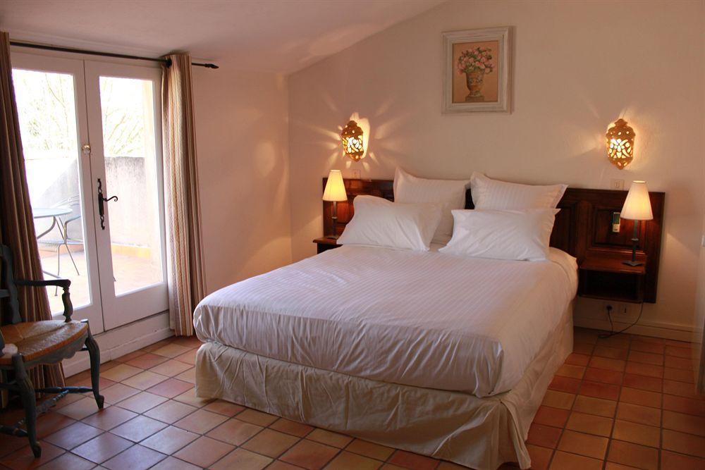 Hotel Mas De Cure Bourse LʼIsle-sur-la-Sorgue Εξωτερικό φωτογραφία