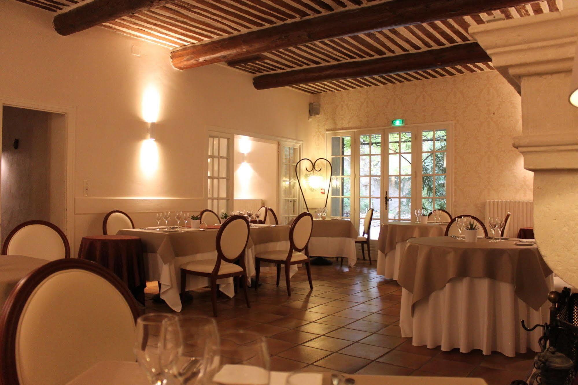 Hotel Mas De Cure Bourse LʼIsle-sur-la-Sorgue Εξωτερικό φωτογραφία
