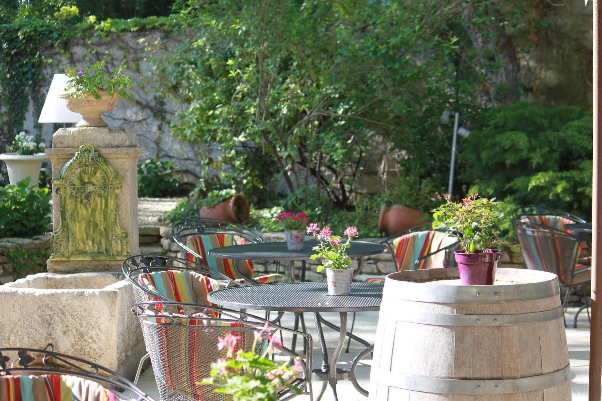 Hotel Mas De Cure Bourse LʼIsle-sur-la-Sorgue Εξωτερικό φωτογραφία